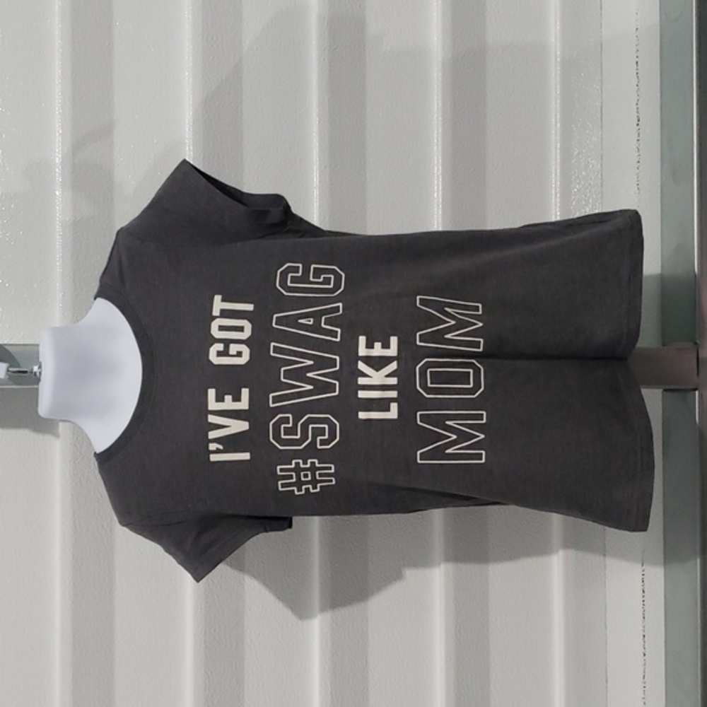 Girls tshirt‎
